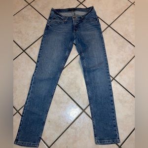 Levi’s Curvy Cut - Women